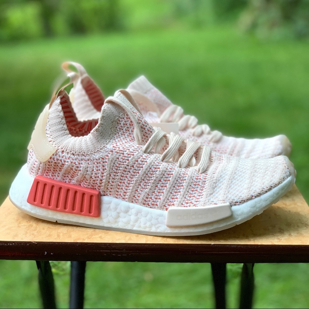 NEW Adidas NMD R1 STLT Primeknit Linen Women’s 7 - Picture 1 of 7